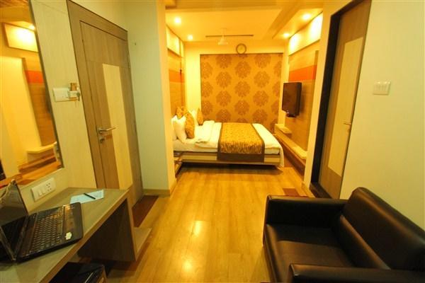 Princess Hotell Ankleshwar Eksteriør bilde