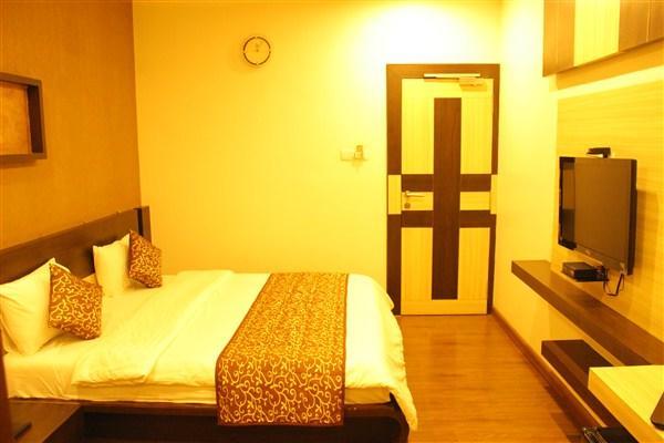 Princess Hotell Ankleshwar Eksteriør bilde