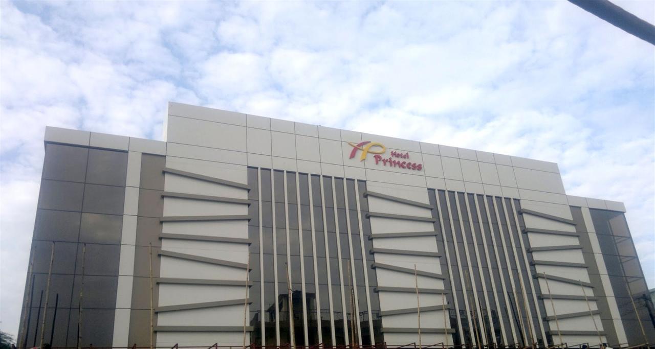 Princess Hotell Ankleshwar Eksteriør bilde